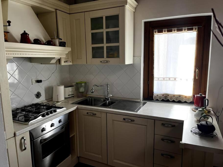 임프루네타 Charming Townhouse With Garden 아파트 외부 사진