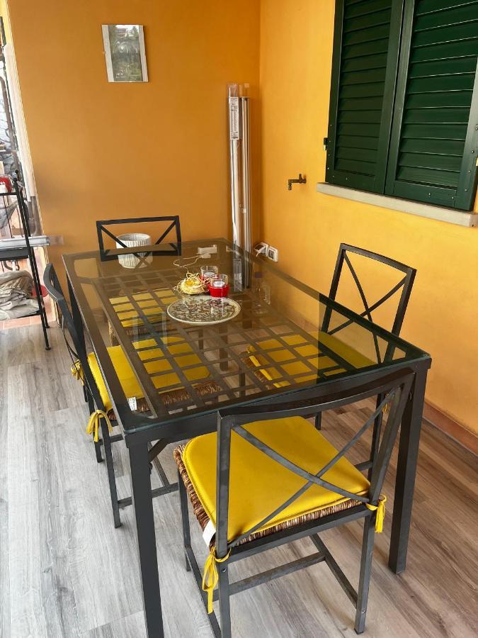 임프루네타 Charming Townhouse With Garden 아파트 외부 사진